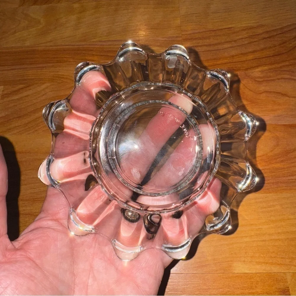 Vintage 5.5” Round Clear Glass Ashtray *MADE IN THE USA* Very Collectible Nice